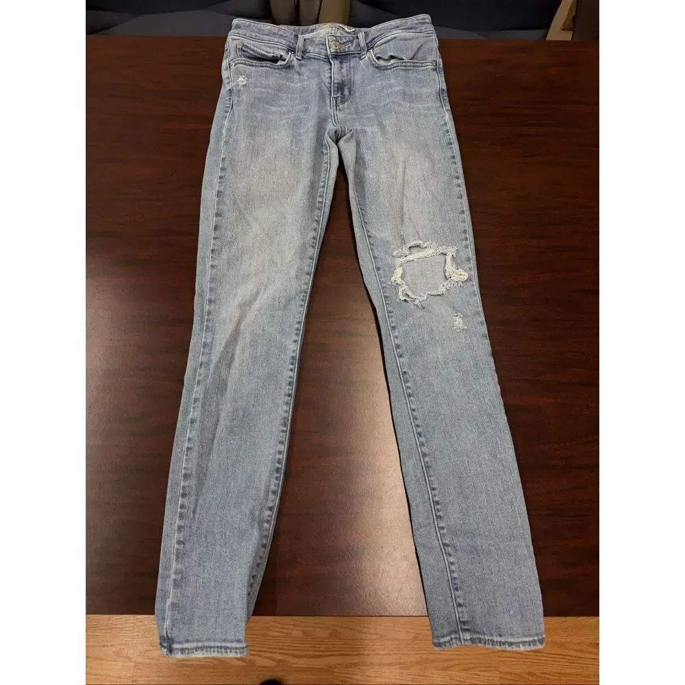 Levi’s 711 Skinny Jeans Size 28